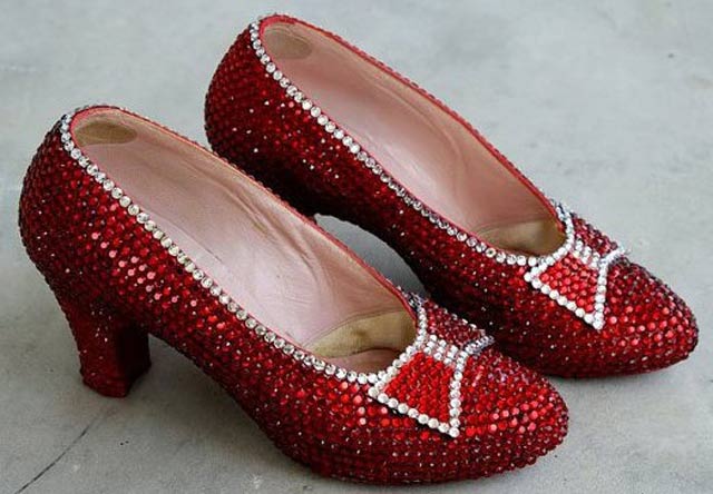 akriva-papoutsia-e-podi-picture-06