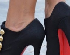 ΣΟΚ: ΔΕΙΤΕ ΜΙΑ ΑΚΤΙΝΟΓΡΑΦΙΑ ΓΥΝΑΙΚΕΙΟΥ ΠΟΔΙΟΥ ΜΕ ΓΟΒΑ