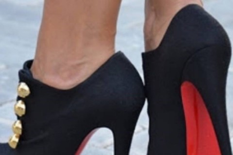 ΣΟΚ: ΔΕΙΤΕ ΜΙΑ ΑΚΤΙΝΟΓΡΑΦΙΑ ΓΥΝΑΙΚΕΙΟΥ ΠΟΔΙΟΥ ΜΕ ΓΟΒΑ