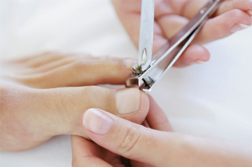 ksereis-na-koveis-ta-nyxia-sou-e-podi-picture-01