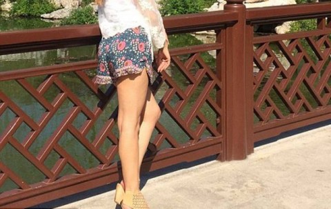 ΓΝΩΣΤΟ ΜΟΝΤΕΛΟ ΜΕΤΑ ΑΠΟ ΔΙΑΙΤΑ ΑΠΕΚΤΗΣΕ ΟΜΟΡΦΑ ΠΟΔΙΑ!