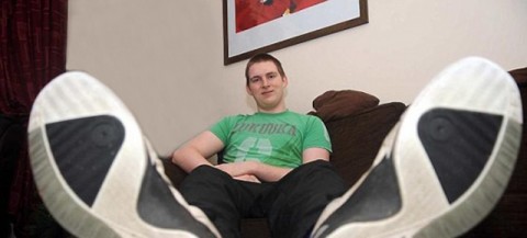 ΑΘΛΗΤΗΣ ΣΤΟΝ ΠΑΓΚΟ ΛΟΓΩ… ΜΕΓΑΛΩΝ ΠΟΔΙΩΝ