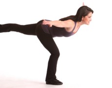 ΣΤΑΣΟΥ ΣΤΟ ΕΝΑ ΠΟΔΙ !!!