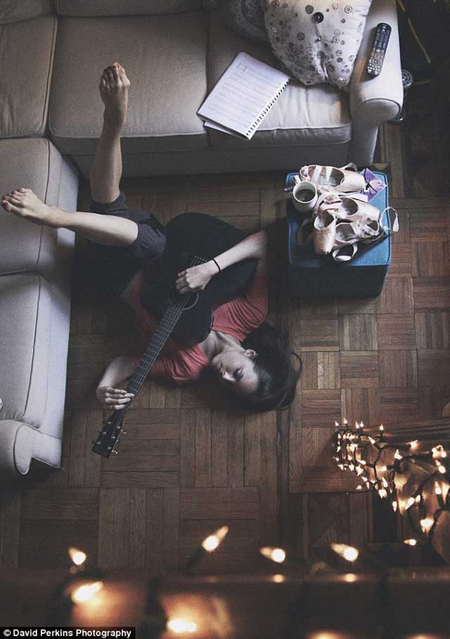 i-zoi-mias-mpalarinas-ektos-skinis-e-podi-picture-04