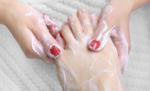 Συμβουλές για υγιή και καθαρά πόδια