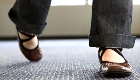 Σύρσιμο των ποδιών