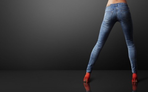 Απίστευτο περιστατικό: Βλάβες σε νεύρα και μύες, λόγω στενού τζιν…