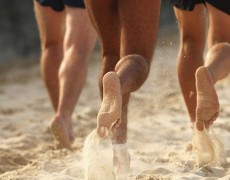 Χτίζοντας φυσική κατάσταση στην άμμο