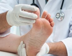 Μήπως η χοληστερίνη σας «χτυπάει» στα πόδια;