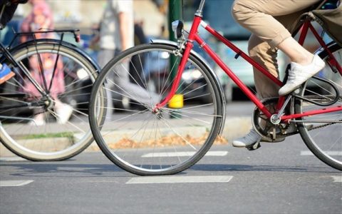 Όσοι πηγαίνουν με το ποδήλατο ή με τα πόδια στη δουλειά ζουν περισσότερο