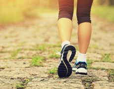 Πόσο περπάτημα την ημέρα χρειάζεστε για να χάνετε σταθερά κιλά;