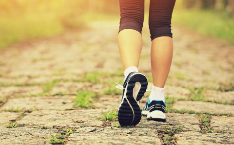 Πόσο περπάτημα την ημέρα χρειάζεστε για να χάνετε σταθερά κιλά;